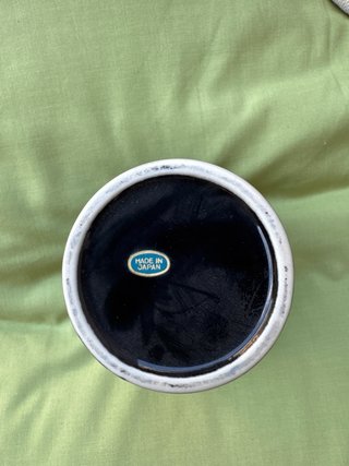 Jarrón vintage japonés negro con faisán y flores