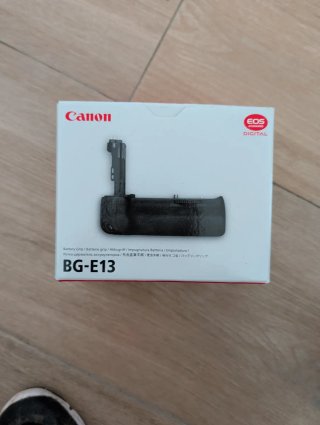 Impugnatura Canon BG-E13 per 6D. Nuova, mai usata