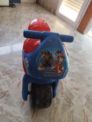 Moto correpasillos Patrulla Canina