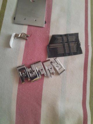 Piezas para máquina de coser: prensatelas y agujas