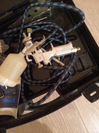 Pistola aerógrafo con maletín