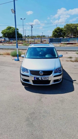 Volkswagen turane  2009