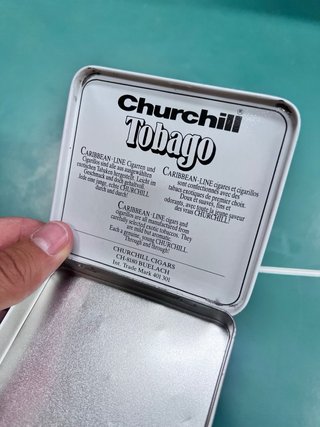 Caja de Cigarros Churchill Tobago Metal