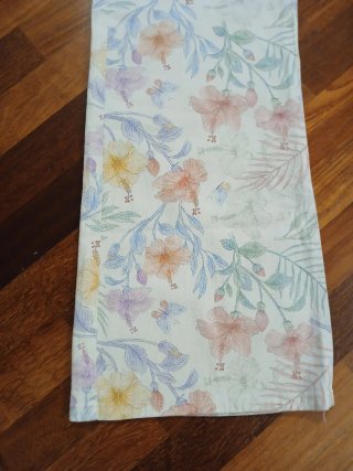Pantalón vaquero floral nuevo