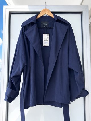 Gabardina corta Zara Talla S