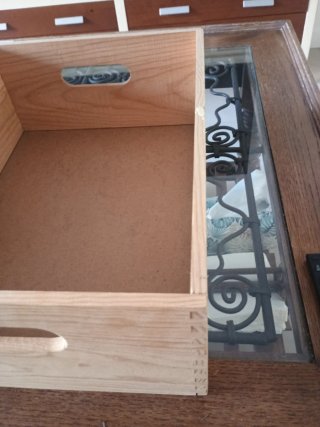 Cajas de madera con asas