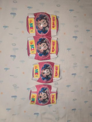 Patines y protecciones Minnie Mouse