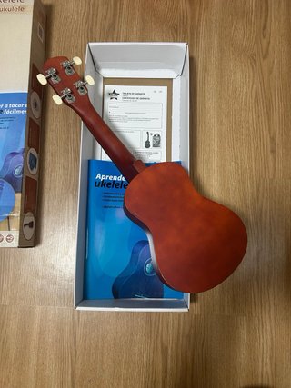 Ukelele Mundo Diver + Libro y CD