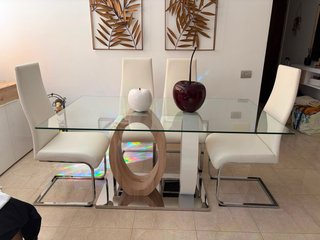 Comedor moderno cristal y madera
