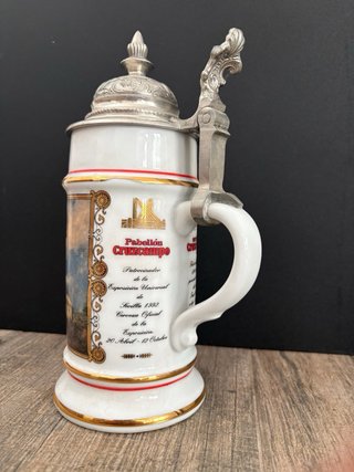 Jarra Cruzcampo con tapa de metal