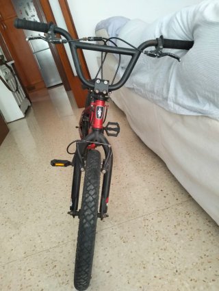 Bicicleta BMX Roja B'Twin