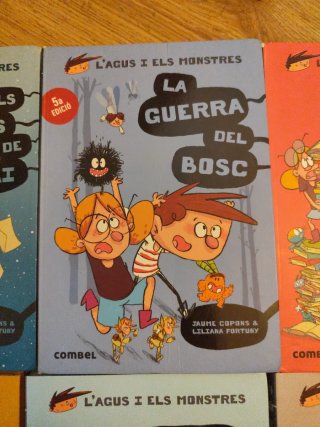 Llibres Agus i els Monstres