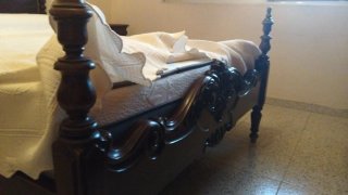 Armario antiguo de madera