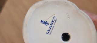 Lladró Niña con Cordero y Cesta Vintage