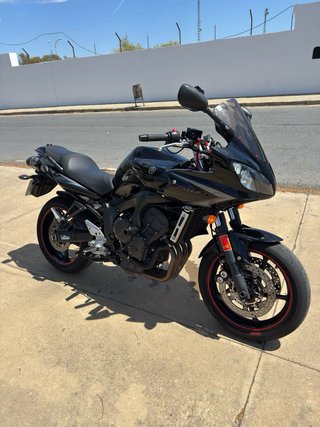 Yamaha Fazer 600 S2 Negra