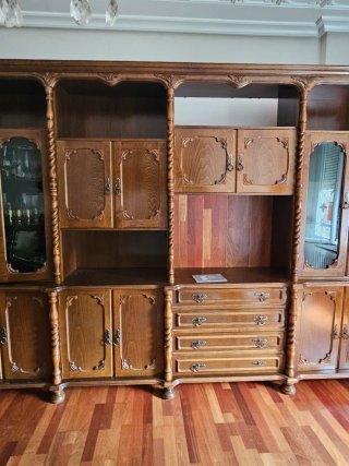 Mueble Salón Castellano Madera y Cristal