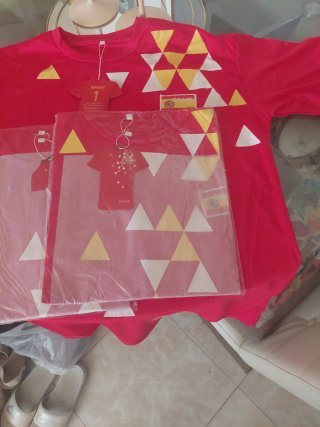 Camiseta España XL Triángulos Roja