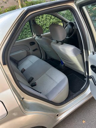 Dacia Logan 2006
