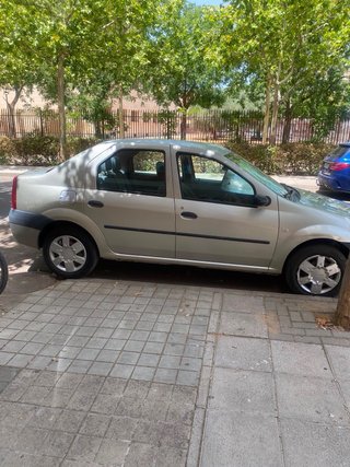 Dacia Logan 2006