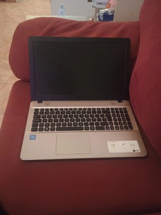 Portátil Asus Vivobook Max Plata