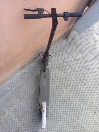 Patinete eléctrico plegable