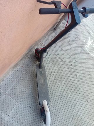 Patinete eléctrico plegable