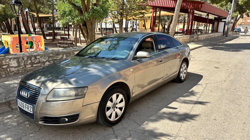 Audi A6 2006 - foto 1