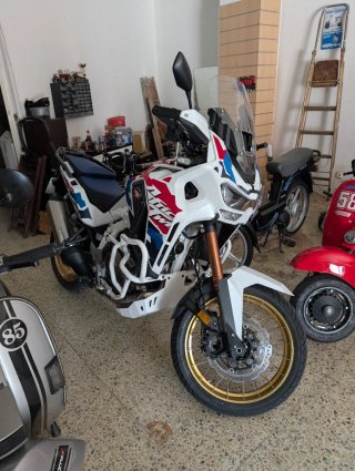 Honda Africa Twin 1100 Adventure Sports 2025
