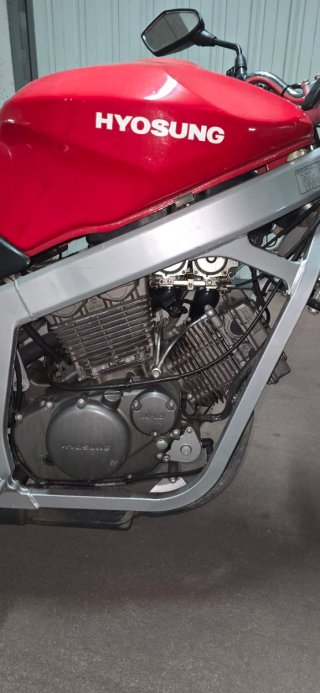 Hyosung Comet 125 Roja (2005)