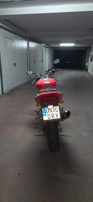 Hyosung Comet 125 Roja (2005)