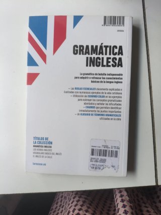 Vocabulario básico de inglés. Larousse