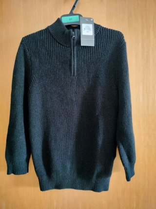 Jersey negro cuello corto cremallera T104