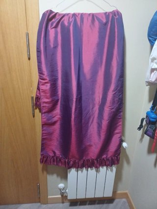 Vestido de fiesta morado y rosa