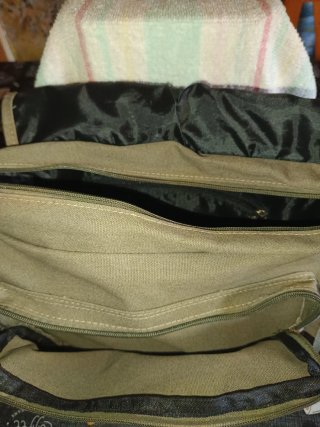 Bolso bandolera OR&MI verde militar