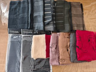 Lote de bufandas y pañuelos unisex