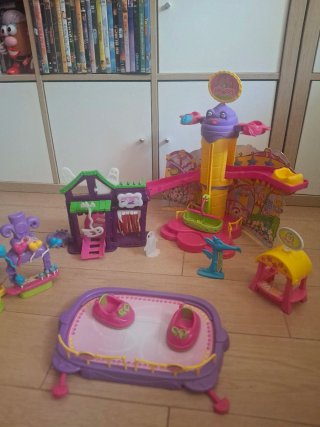Lote Pinypon Casas y Accesorios