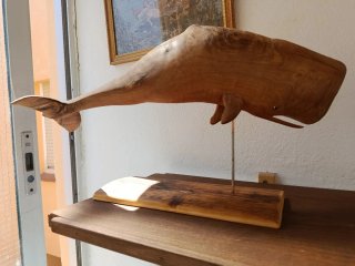 Cachalote de Madera de Olivo