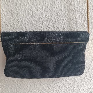 Bolso de noche negro con cuentas de cristal