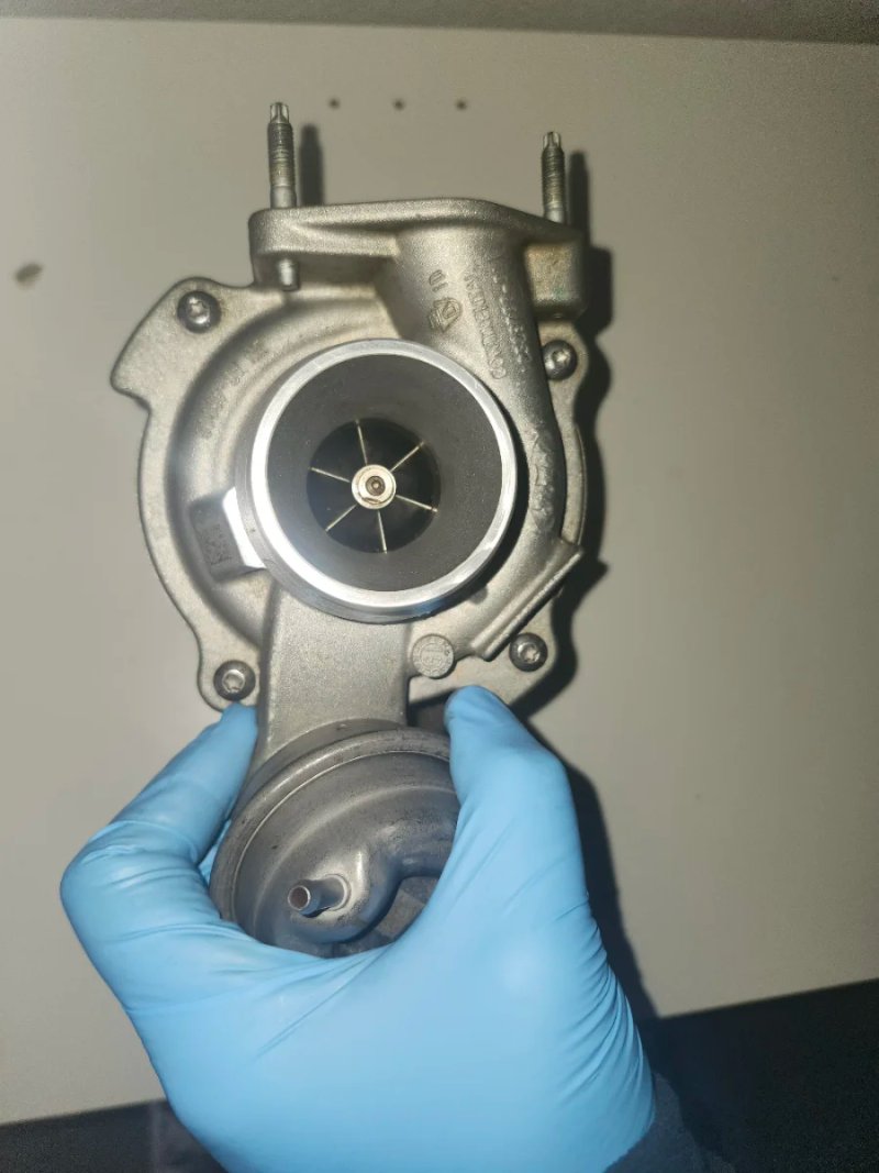 Turbocompresor original Ford Puma 1.0 EcoBoost Hyb - foto 1