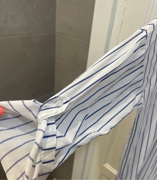 Vestido camisero fluido rayas blanco y azul