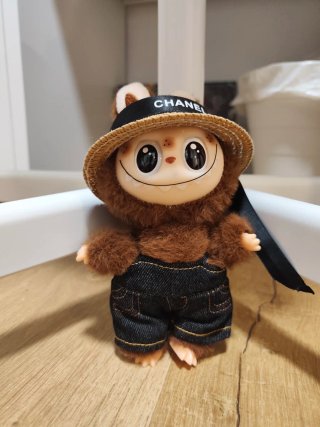 Labubu Chanel