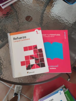 Libros 1 ESO NUEVOS SANTILLANA y matemáticas 2ESO