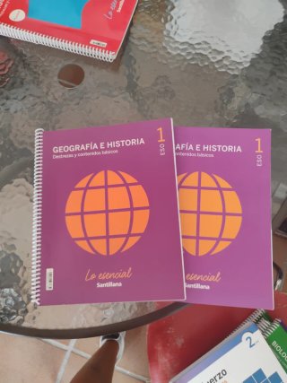 Libros 1 ESO NUEVOS SANTILLANA y matemáticas 2ESO