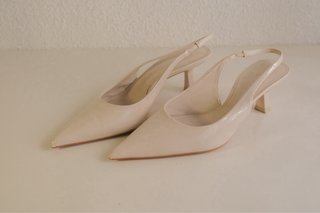 Zapatos Zara Talla 37 Beige Tacón Slingback