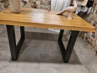 Mesa de comedor madera y metal