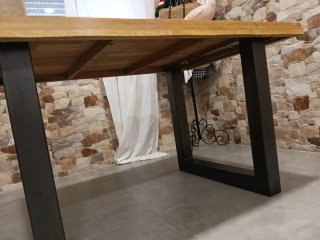 Mesa de comedor madera y metal