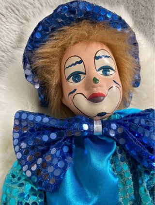 Muñeco vintage estilo arlequín de porcelana