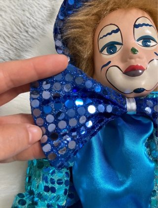 Muñeco vintage estilo arlequín de porcelana