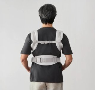 Mochila Ergobaby Omni Breeze color Pearl grey