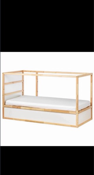Litera / cama Ikea Kura con colchón